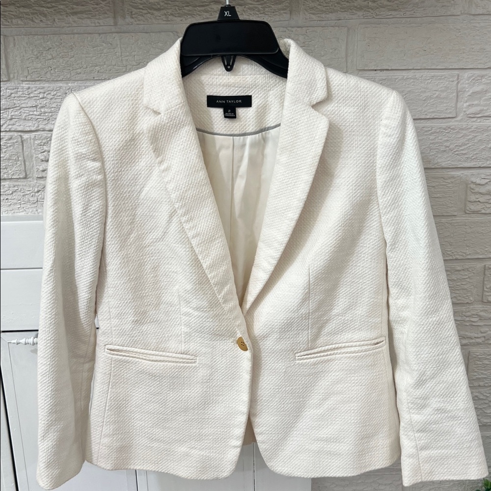 Ann Taylor Ivory Textured Blazer